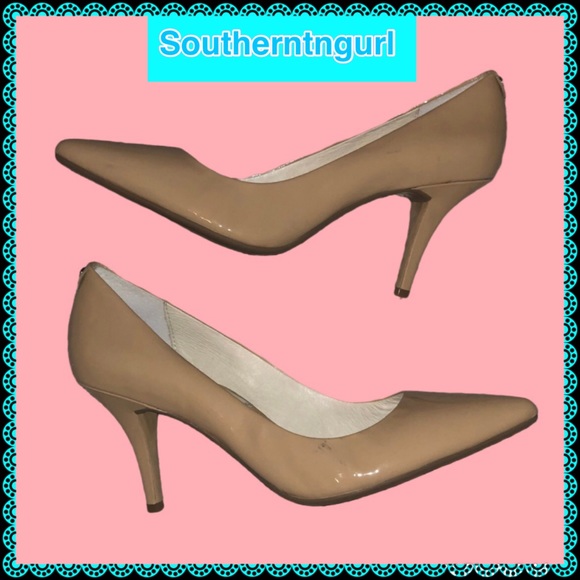 NWOT MICHAEL KORS Leather Nude Heels / Pumps - Picture 9 of 9